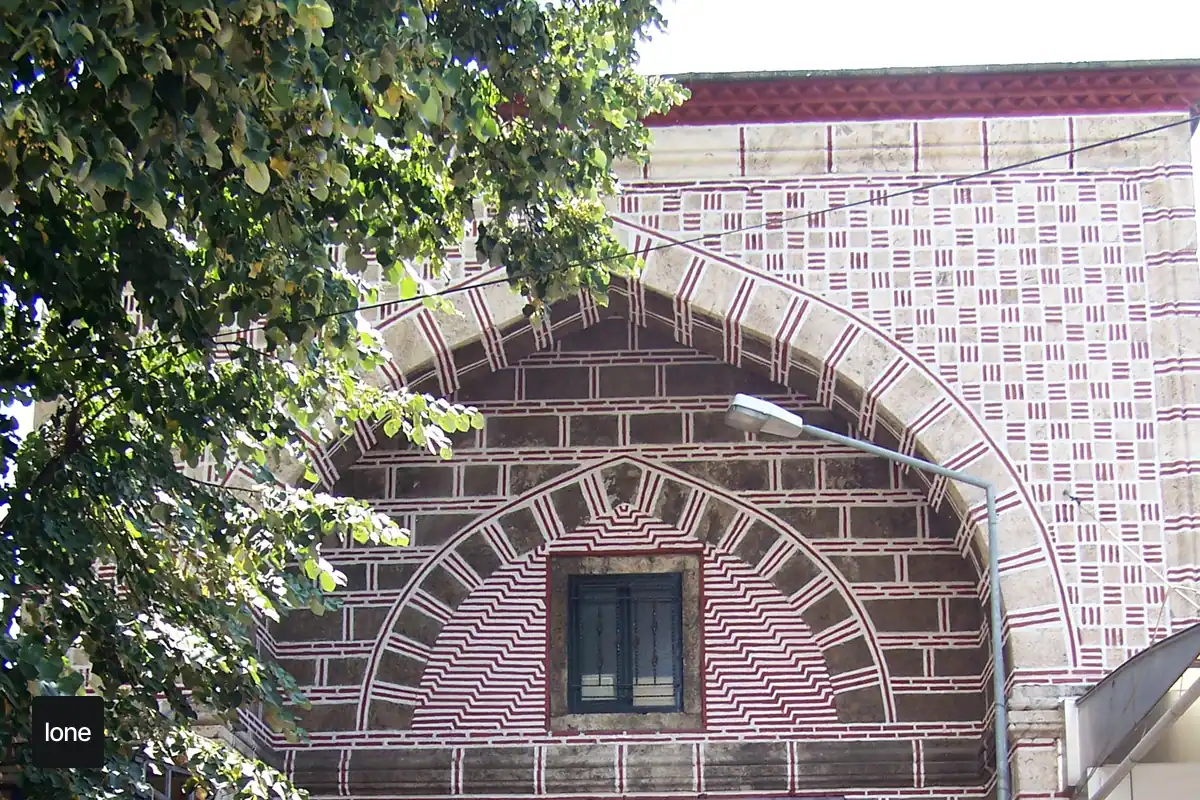Bursa’da Sonbahar Rotaları: Cumalıkızık, Gölyazı ve Tarihi Çarşı kapsamında yerel deneyim, lezzet veya işletme detayı fotoğrafı